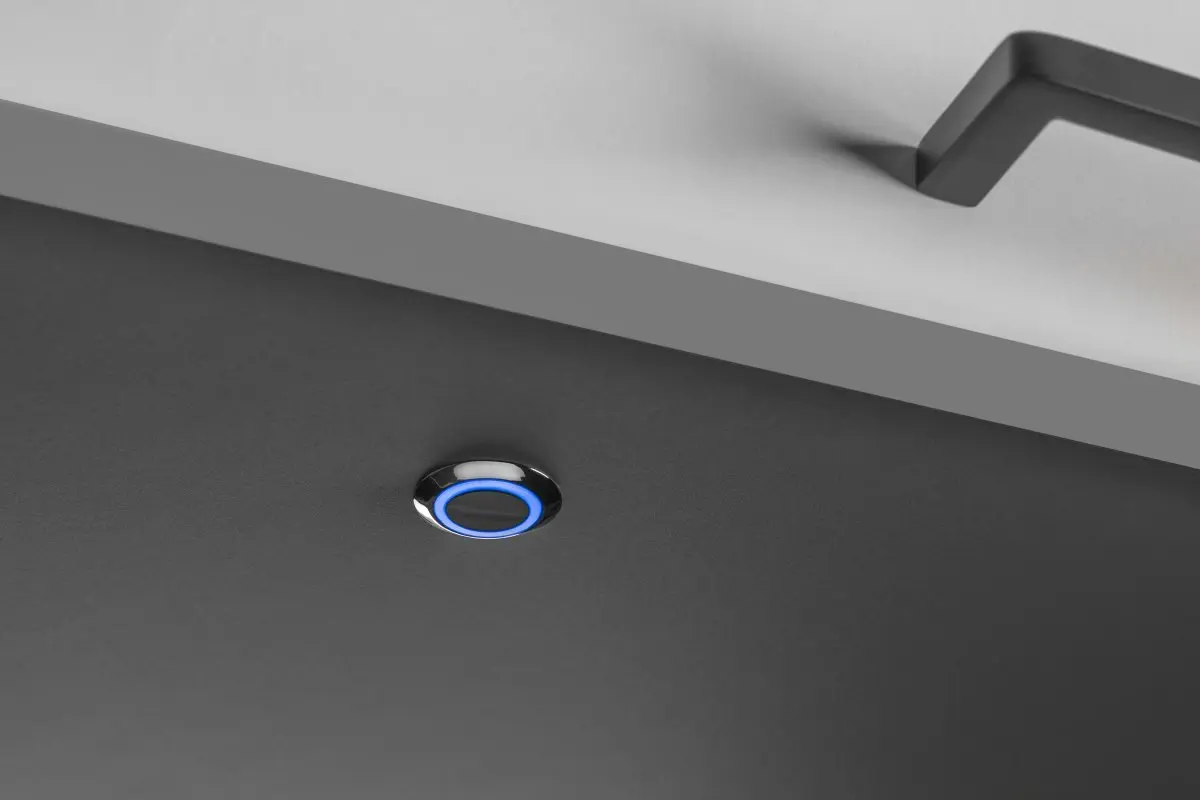 Dimmereeritav puutepaneel 12V DC, max. 20W, kaabel 1500mm, kroomitud - Image 2