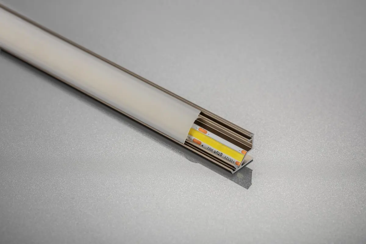 led nurga alumiiniumprofiil - GLAX šampanja L=2 m - Image 2