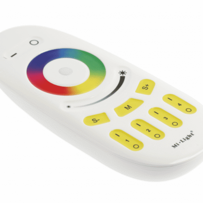 RGBW 4-tsooniline LED kaugjuhtimispult