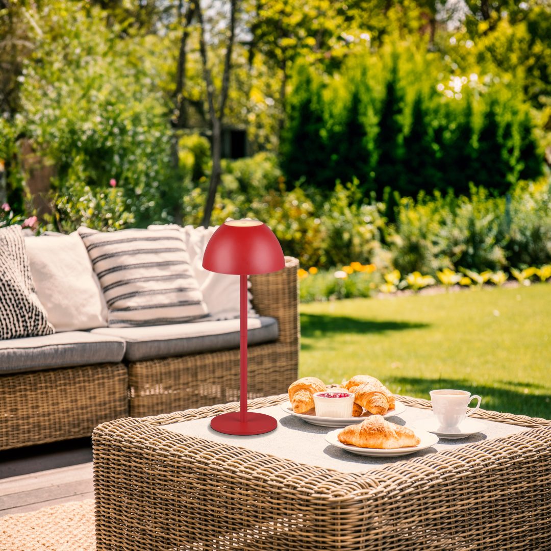 Välistingimustes kasutatav Ricardo LED laualamp punane laaditav - Image 2