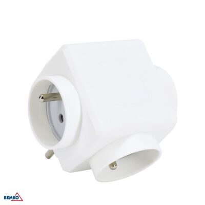 Klastri +0 3x pesa 16A + 2x USB maks. 2.4A