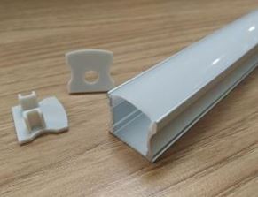 Alumiiniumprofiil pinnapealne D 004 (3m)