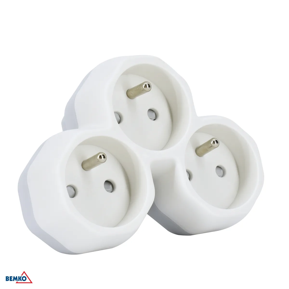 Voolu jagaja + "0" 3x pistik 16A, kolmnurkne